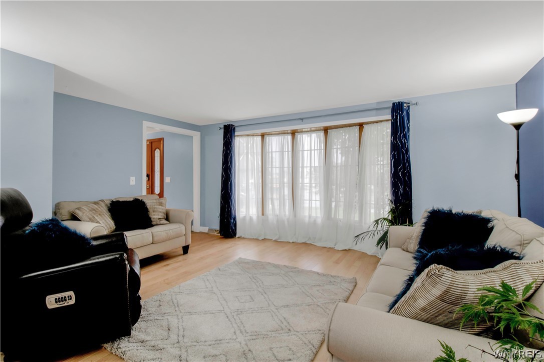 105 Whitney Place Buffalo, NY 14201 - Photo 12 of 48