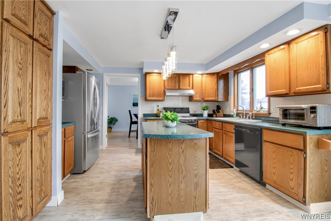 105 Whitney Place Buffalo, NY 14201 - Photo 18 of 48