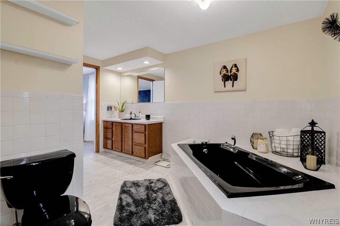 105 Whitney Place Buffalo, NY 14201 - Photo 27 of 48