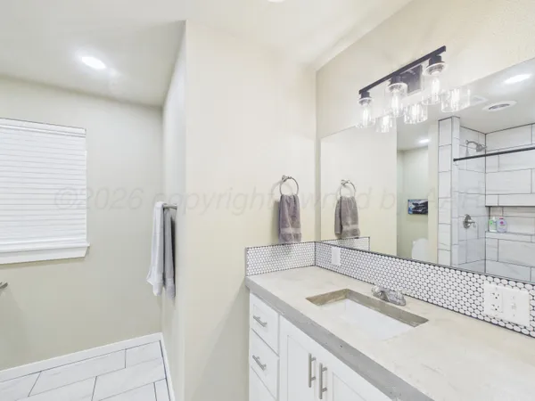 $299,000 | 422 Powell Avenue, Dumas, TX 79029