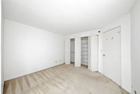 $232,000 | 195 North Harbor Drive, Unit 2307, Chicago, IL 60601