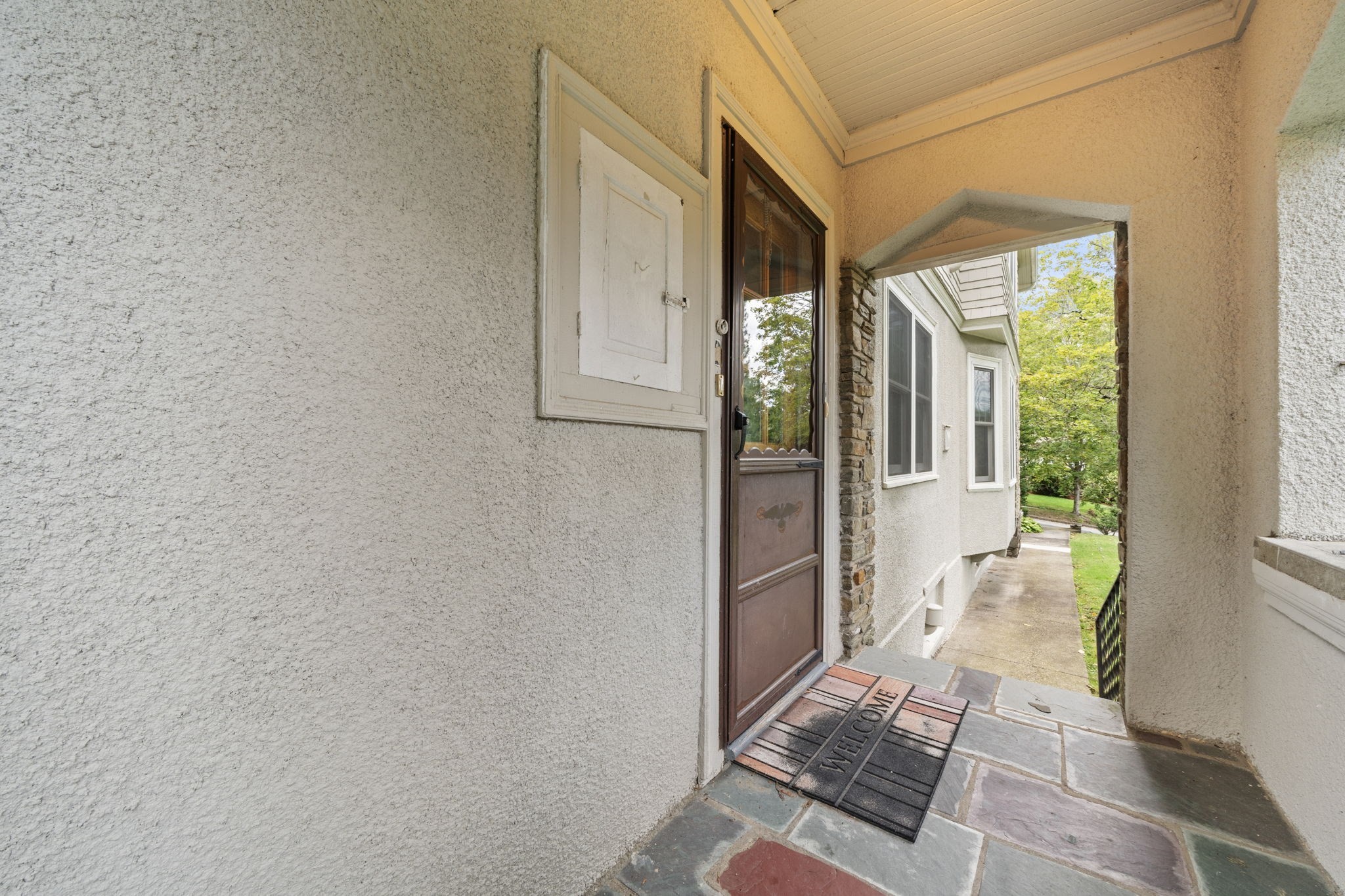 11 Roseland Road, Unit 1 Worcester, MA 01609 - Photo 8 of 23 Gallery Image 8