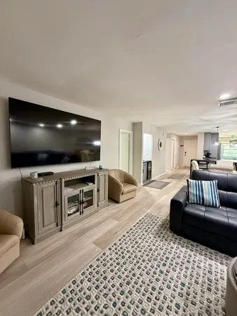 $7,000 | 20 Westgate Lane, Unit F, Boynton Beach, FL 33436