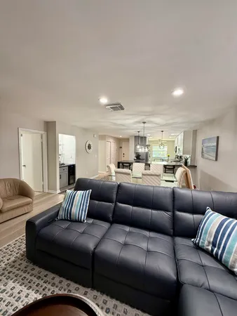 $7,000 | 20 Westgate Lane, Unit F, Boynton Beach, FL 33436