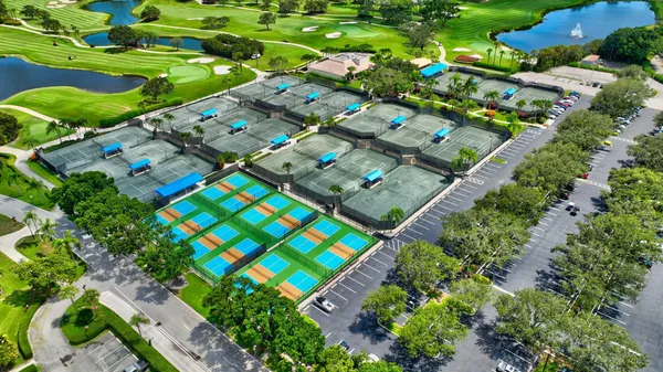 $7,000 | 20 Westgate Lane, Unit F, Boynton Beach, FL 33436