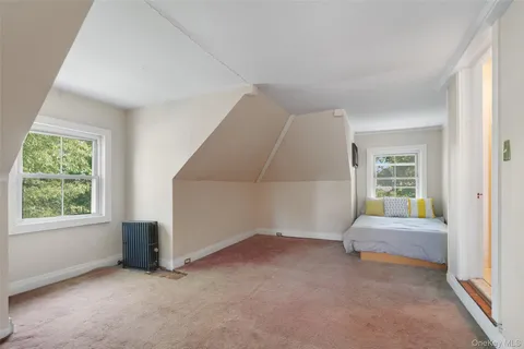 $735,000 | 151 Columbus Avenue, Valhalla, NY 10595