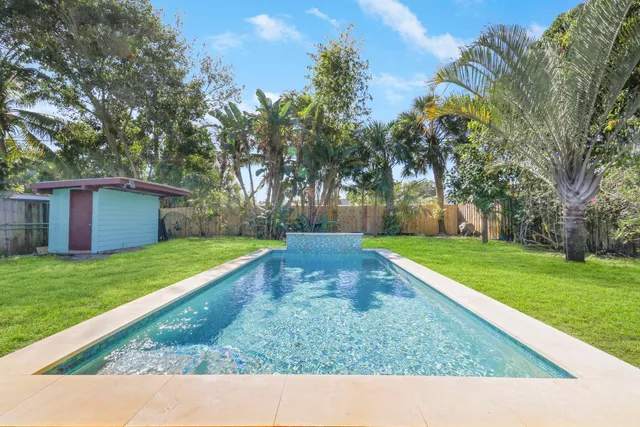 $3,800 | 376 Southwest 2nd Street, Boca Raton, FL 33432