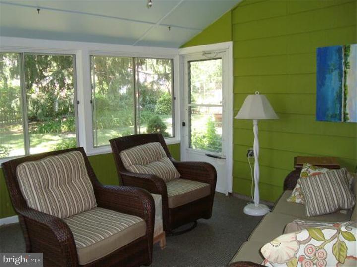 332 Bortons Mill Road Cherry Hill, NJ 08034 - Photo 13 of 25 Sun Room