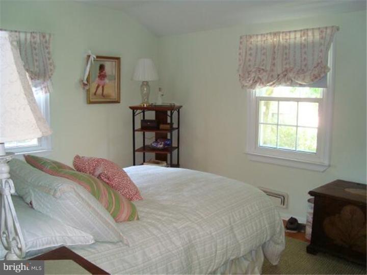 332 Bortons Mill Road Cherry Hill, NJ 08034 - Photo 19 of 25 Bedroom 2