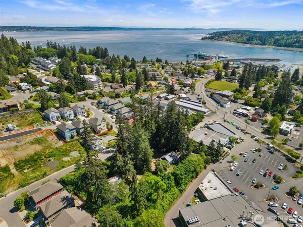 $649,000 | 26304 Bannister Street Northeast, Kingston, WA 98346