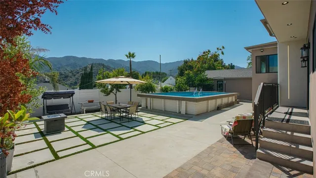 $2,595,000 | 2806 Manhattan Avenue, Glendale, CA 91214