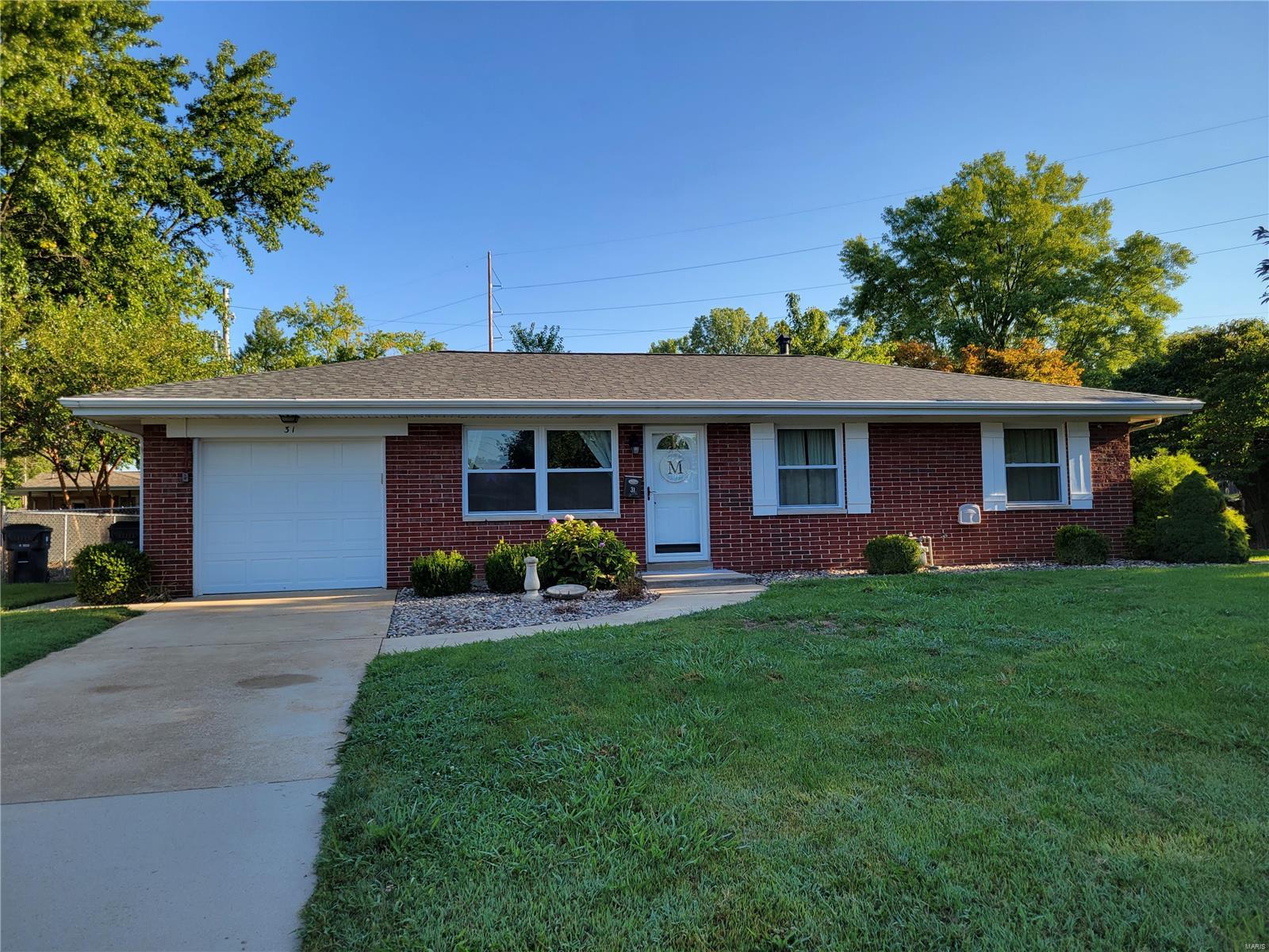 31 Chadwick Drive, Belleville, IL 62223 Compass