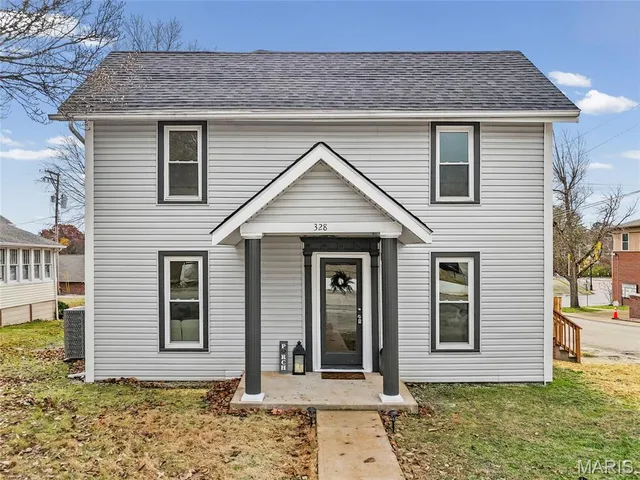 $289,900 | 328 North 2nd Street, Festus, MO 63028