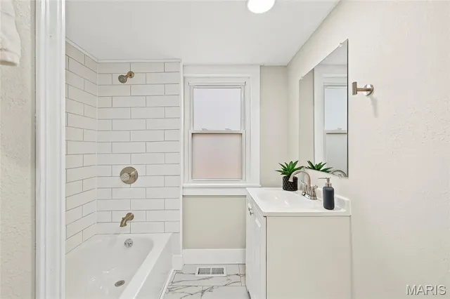 $289,900 | 328 North 2nd Street, Festus, MO 63028