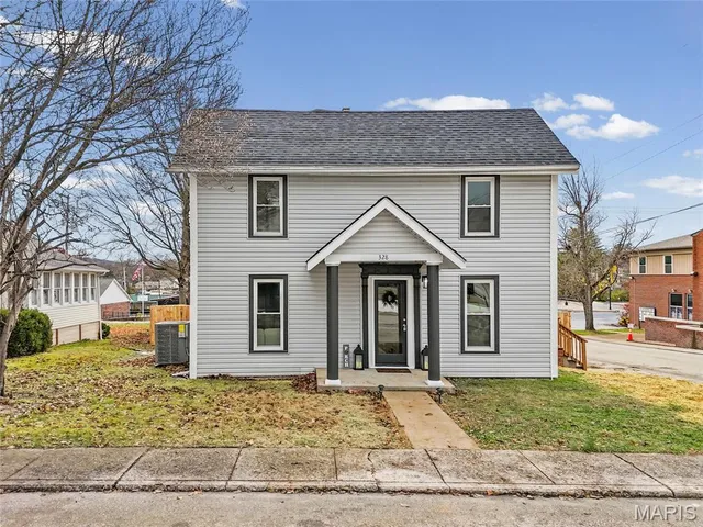 $289,900 | 328 North 2nd Street, Festus, MO 63028