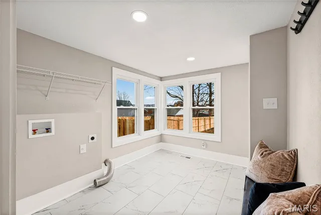 $289,900 | 328 North 2nd Street, Festus, MO 63028