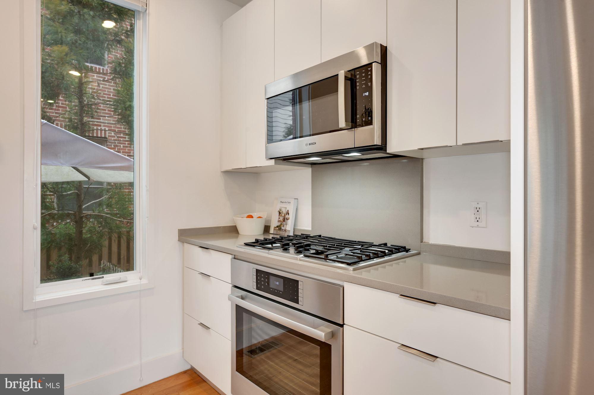 4529 MacArthur Boulevard Northwest, Unit 2 Washington, DC 20007 - Photo 9 of 28