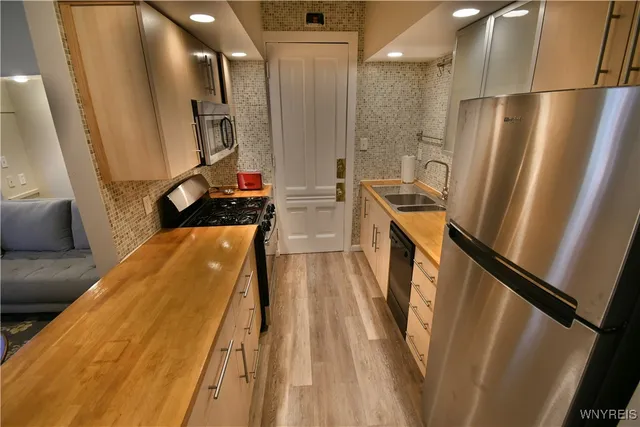 $1,700 | 54 Normal Avenue, Unit 1, Buffalo, NY 14201