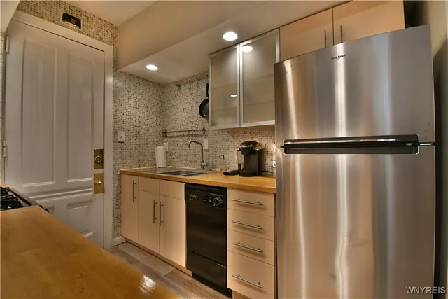 $1,700 | 54 Normal Avenue, Unit 1, Buffalo, NY 14201