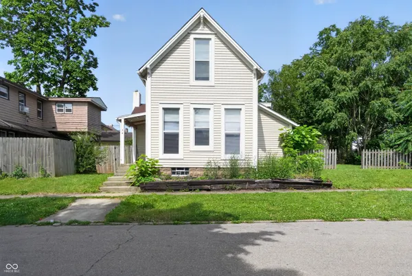 $199,900 | 14 Wood Street, Greenfield, IN 46140