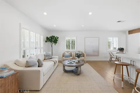 $1,649,000 | 2720 Spreckels Lane, Redondo Beach, CA 90278