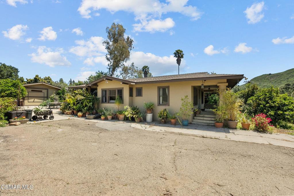 5682 Pine Grove Road Santa Paula, CA 93060 - Photo 3 of 53