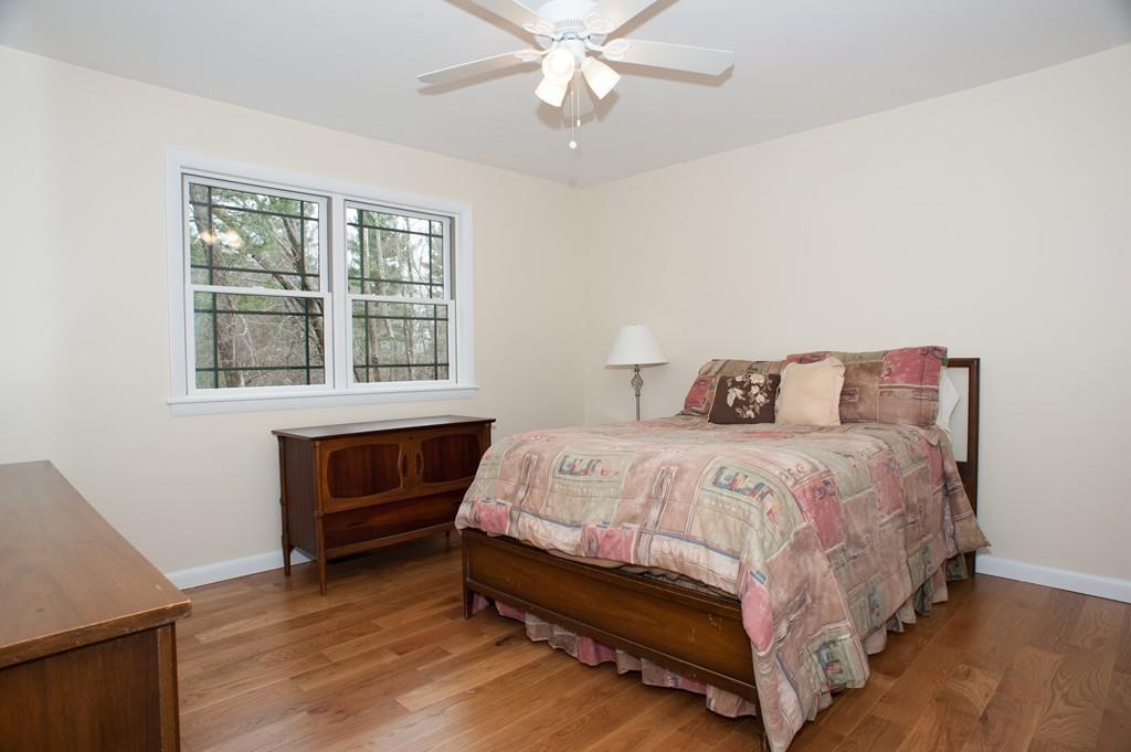 274 Cooper Road Northbridge, MA 01534 - Photo 15 of 37