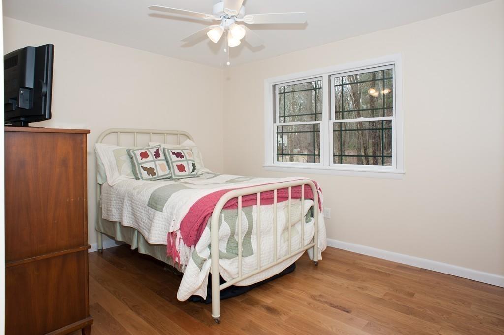 274 Cooper Road Northbridge, MA 01534 - Photo 20 of 37