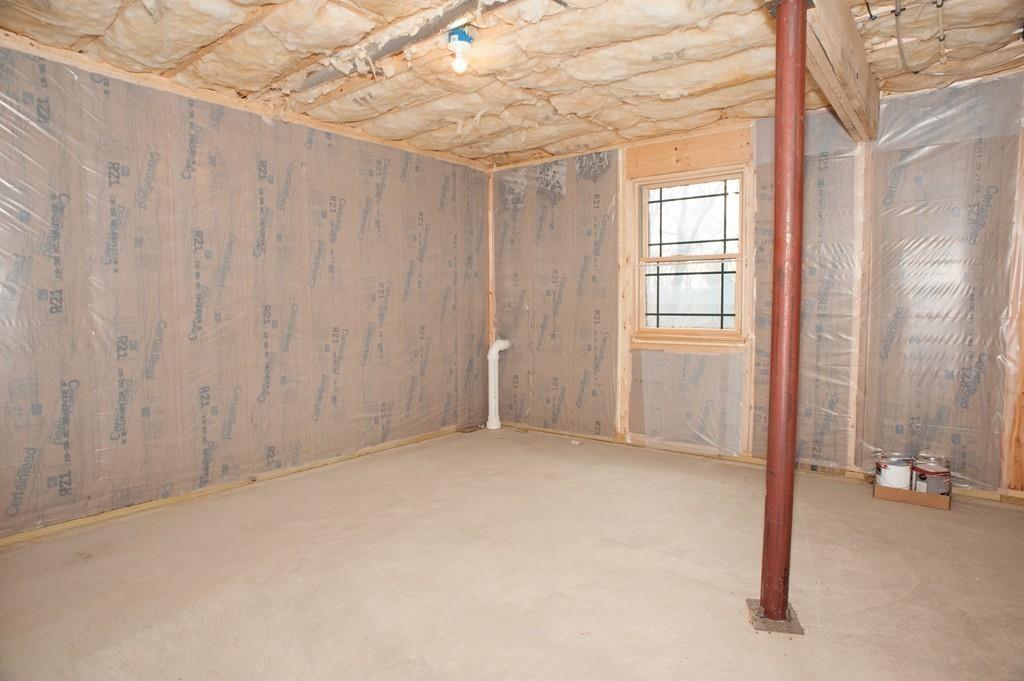274 Cooper Road Northbridge, MA 01534 - Photo 31 of 37