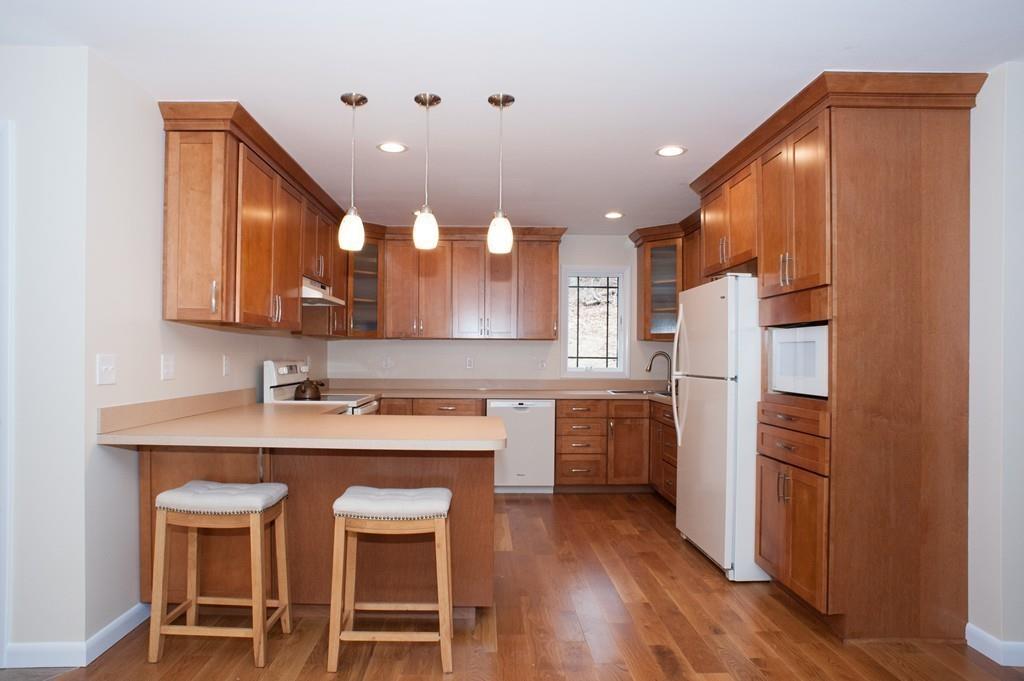 274 Cooper Road Northbridge, MA 01534 - Photo 6 of 37