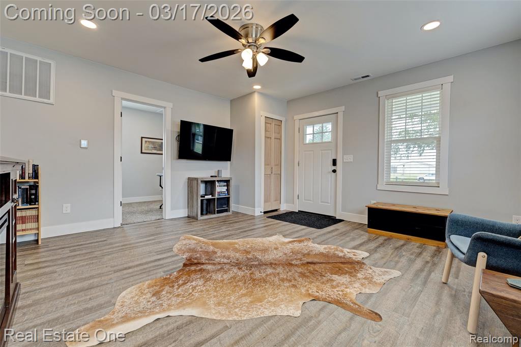 11068 Fenton Road Fenton, MI 48430 - Photo 10 of 55 Gallery Image 10