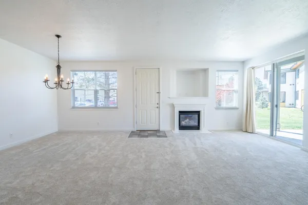 $459,000 | 921 White Cloud Lane, Unit B, Hailey, ID 83333