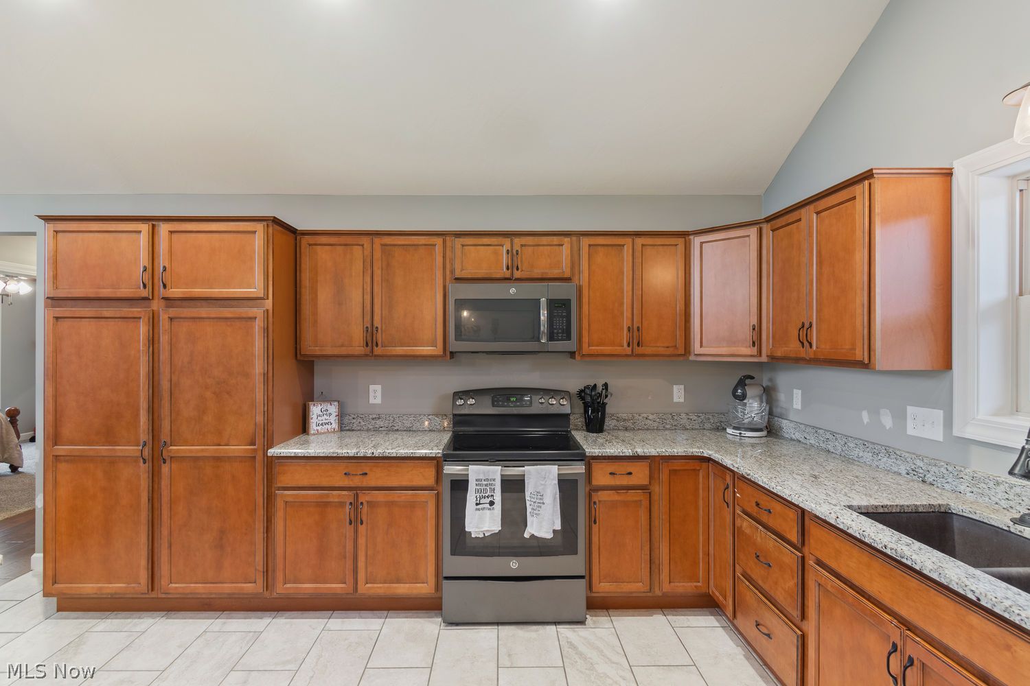 5230 Kinsey Valley Road Southwest New Philadelphia, OH 44663 - Photo 15 of 39