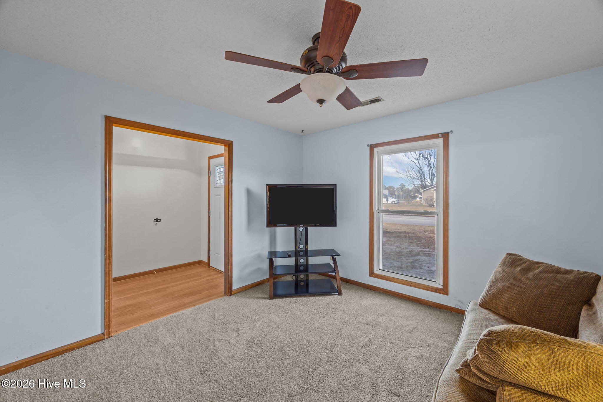 241 Sanders Lane Havelock, NC 28532 - Photo 7 of 33 33-web-or-mls-0C0A2247