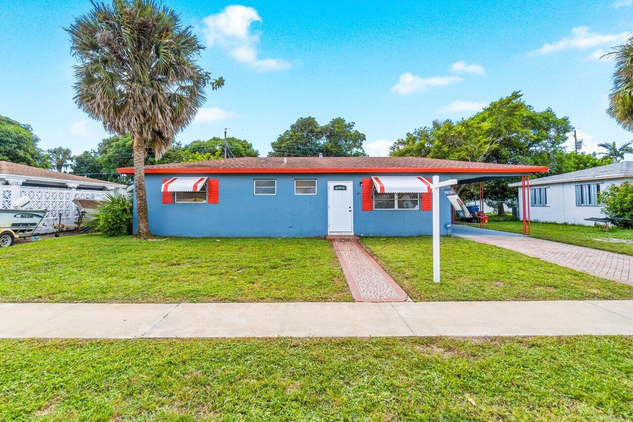 671 West 35th Street Riviera Beach, FL 33404 - Photo 2 of 27 Northeast Exposure