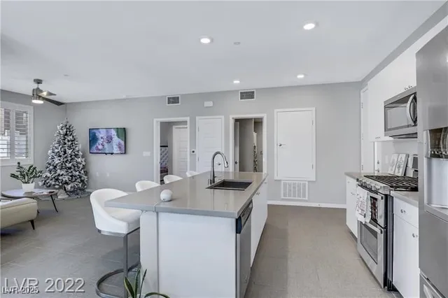 $347,999 | 11257 Rainbow Peak Avenue, Unit 105, Las Vegas, NV 89135