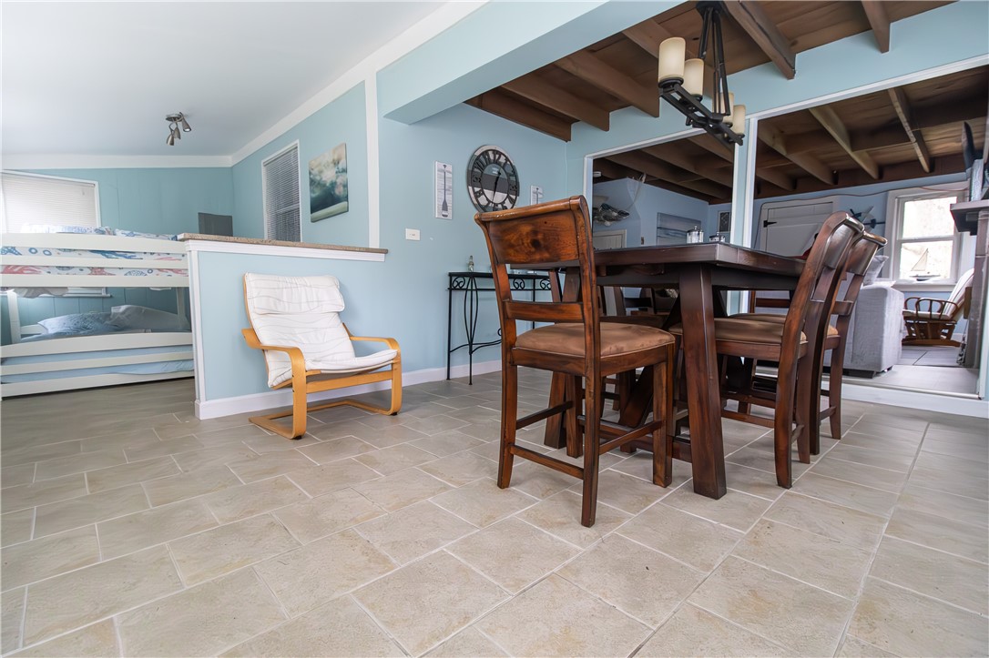 137 Bonnet Shores Road Narragansett, RI 02882 - Photo 12 of 35