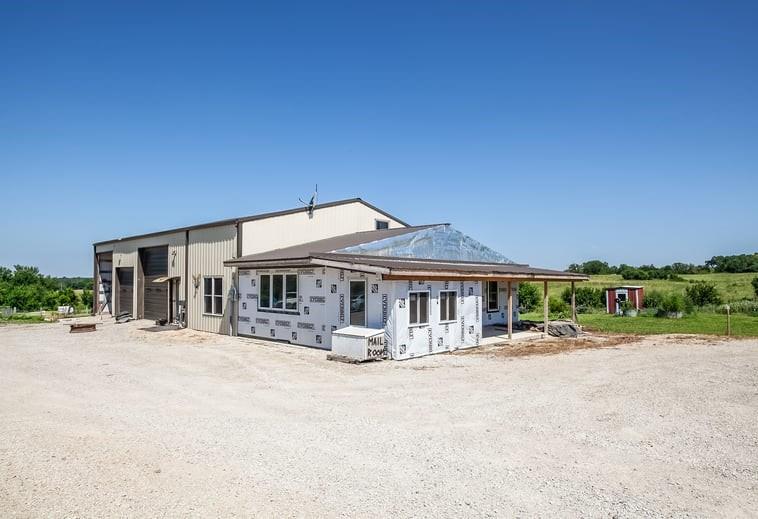 971 Thomas Road Pomona, KS 66076 - Photo 2 of 37
