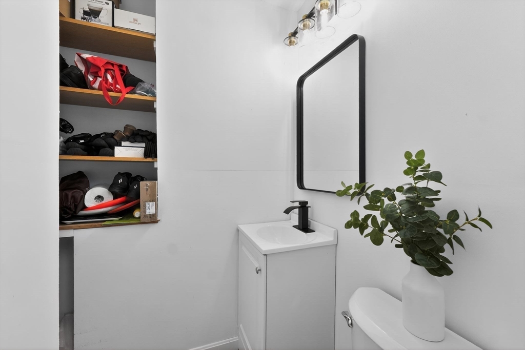 67 Amherst Road, Unit 67 South Hadley, MA 01075 - Photo 13 of 36