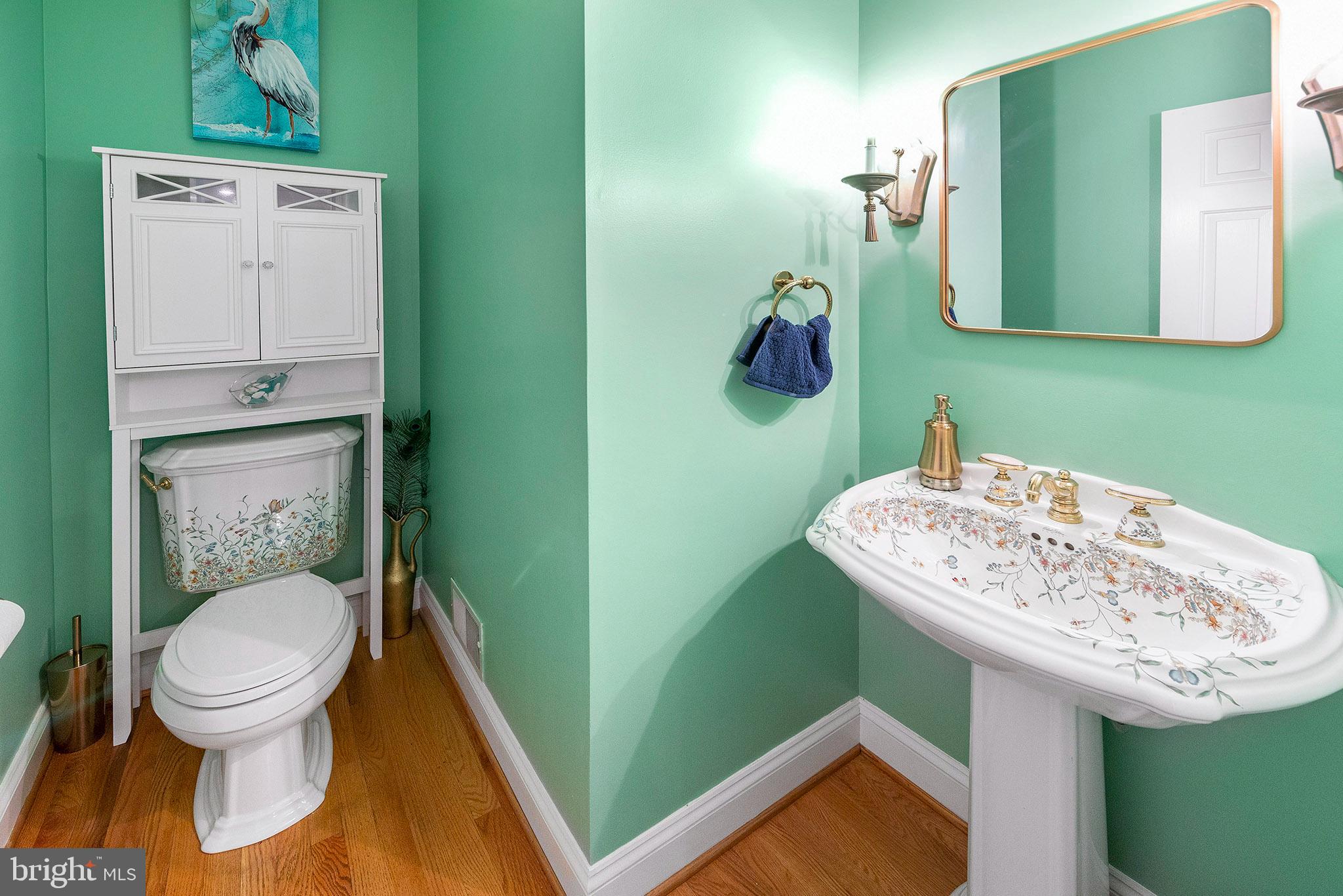 1454 Broad Run Road Landenberg, PA 19350 - Photo 8 of 28 1st floor powder room