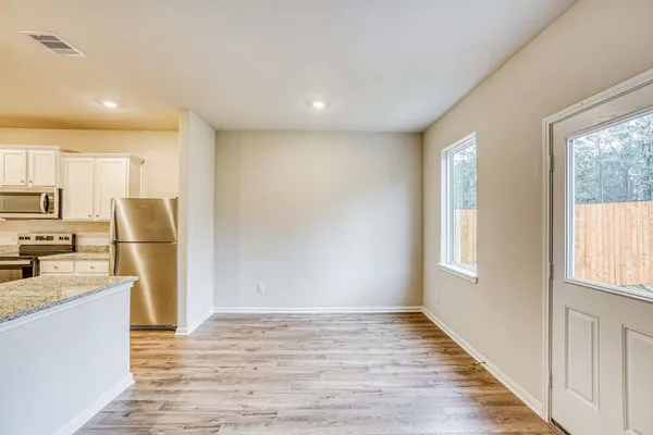 $2,449 | 8212 Sunberry Shadow Drive, Houston, TX 77016