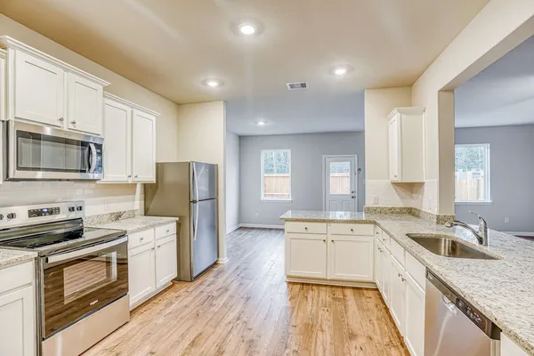 $2,449 | 8212 Sunberry Shadow Drive, Houston, TX 77016