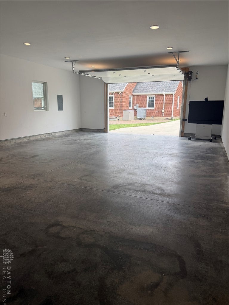 4691 Mad River Road Kettering, OH 45429 - Photo 13 of 36 Gallery Image 13