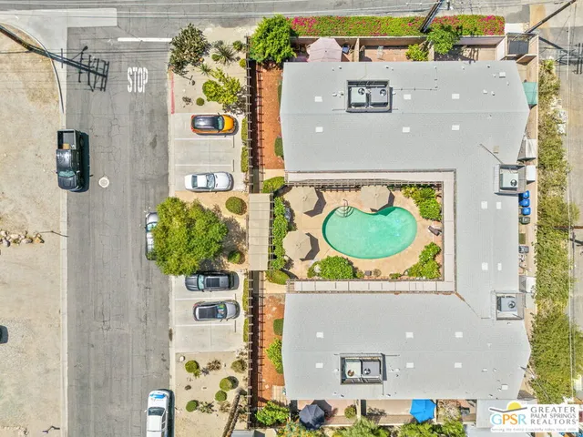 $1,400,000 | 587 South Calle Ajo, Palm Springs, CA 92264