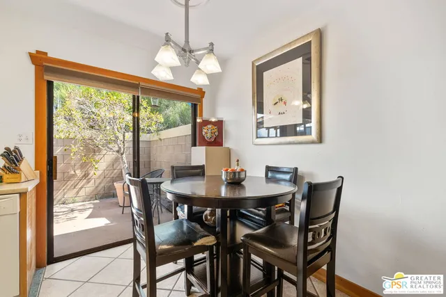 $1,400,000 | 587 South Calle Ajo, Palm Springs, CA 92264