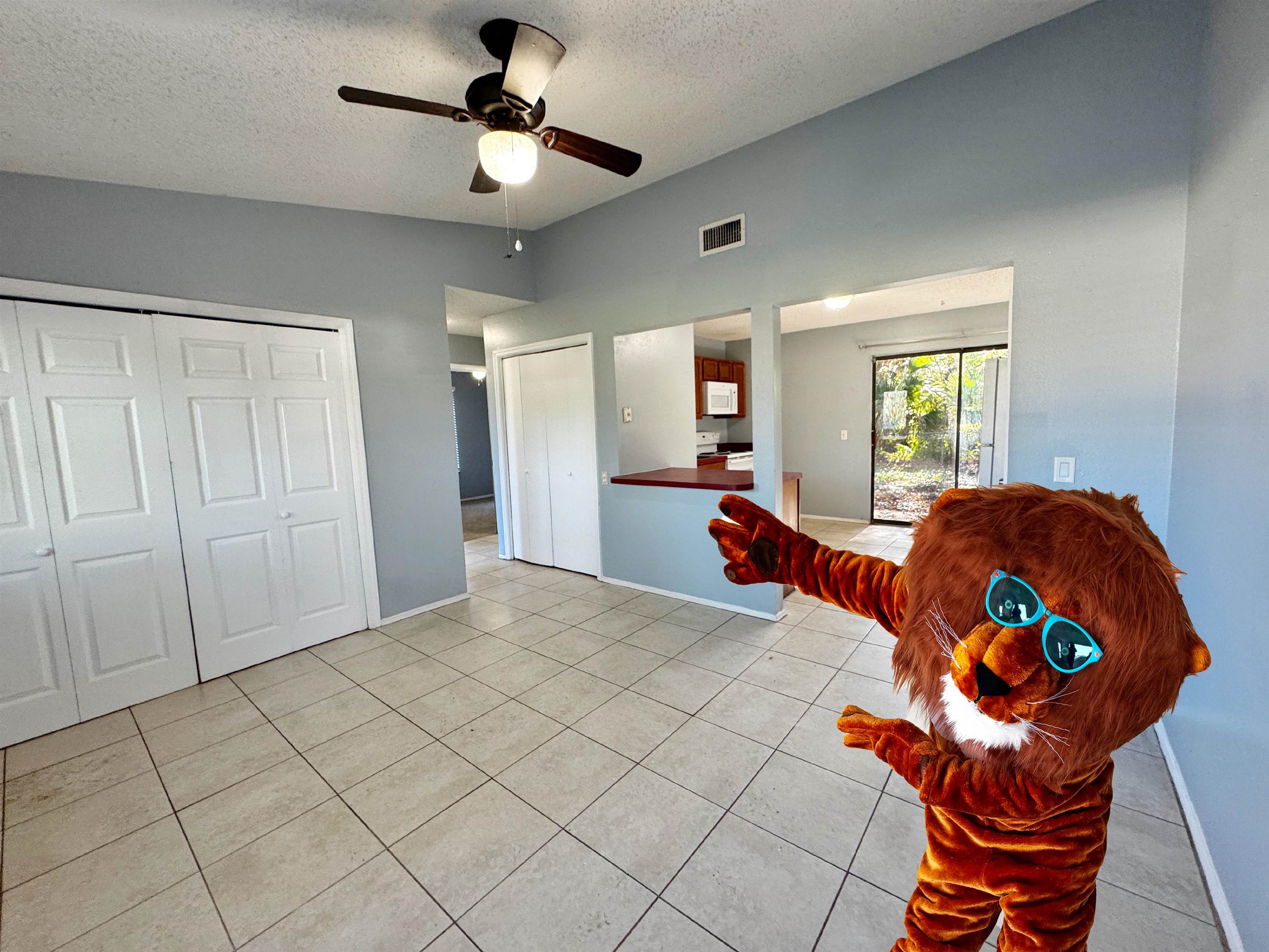 5950 Highway 1, Unit A St. Augustine, FL 32086 - Photo 4 of 13 a living room with furniture and a window