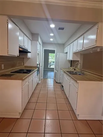 $2,500 | 4141 Loire Drive, Kenner, LA 70065