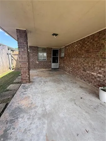 $2,500 | 4141 Loire Drive, Kenner, LA 70065
