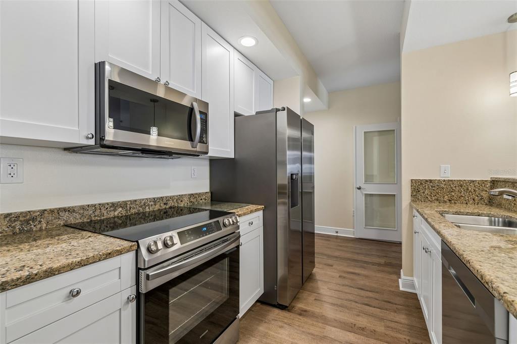 628 Cleveland Street, Unit 904 Clearwater, FL 33755 - Photo 12 of 49