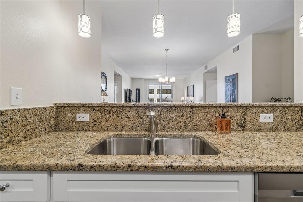 628 Cleveland Street, Unit 904 Clearwater, FL 33755 - Photo 10 of 49